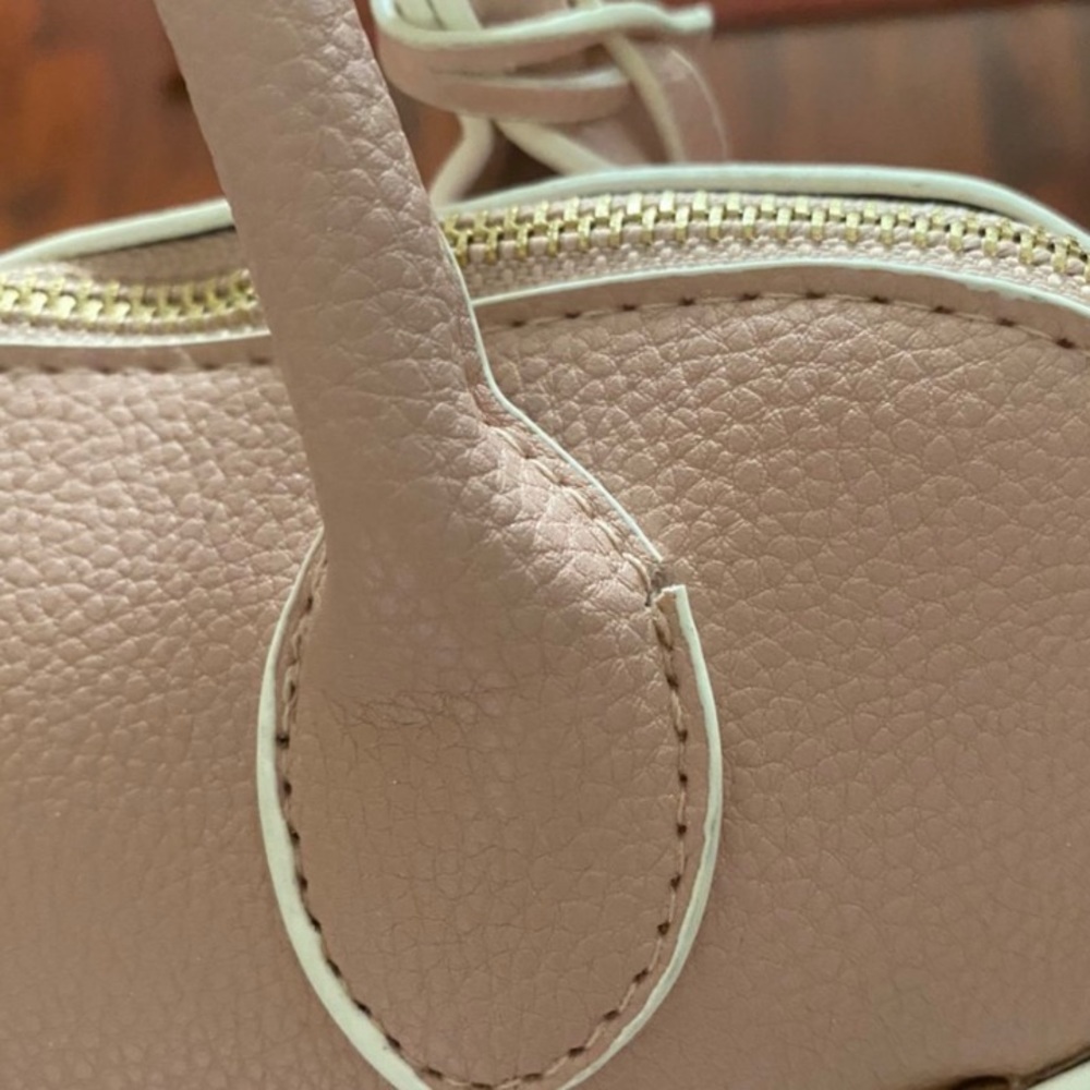 Bebe purse - Picture 3 of 5